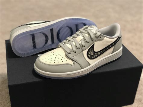 jordan 1 low dior.